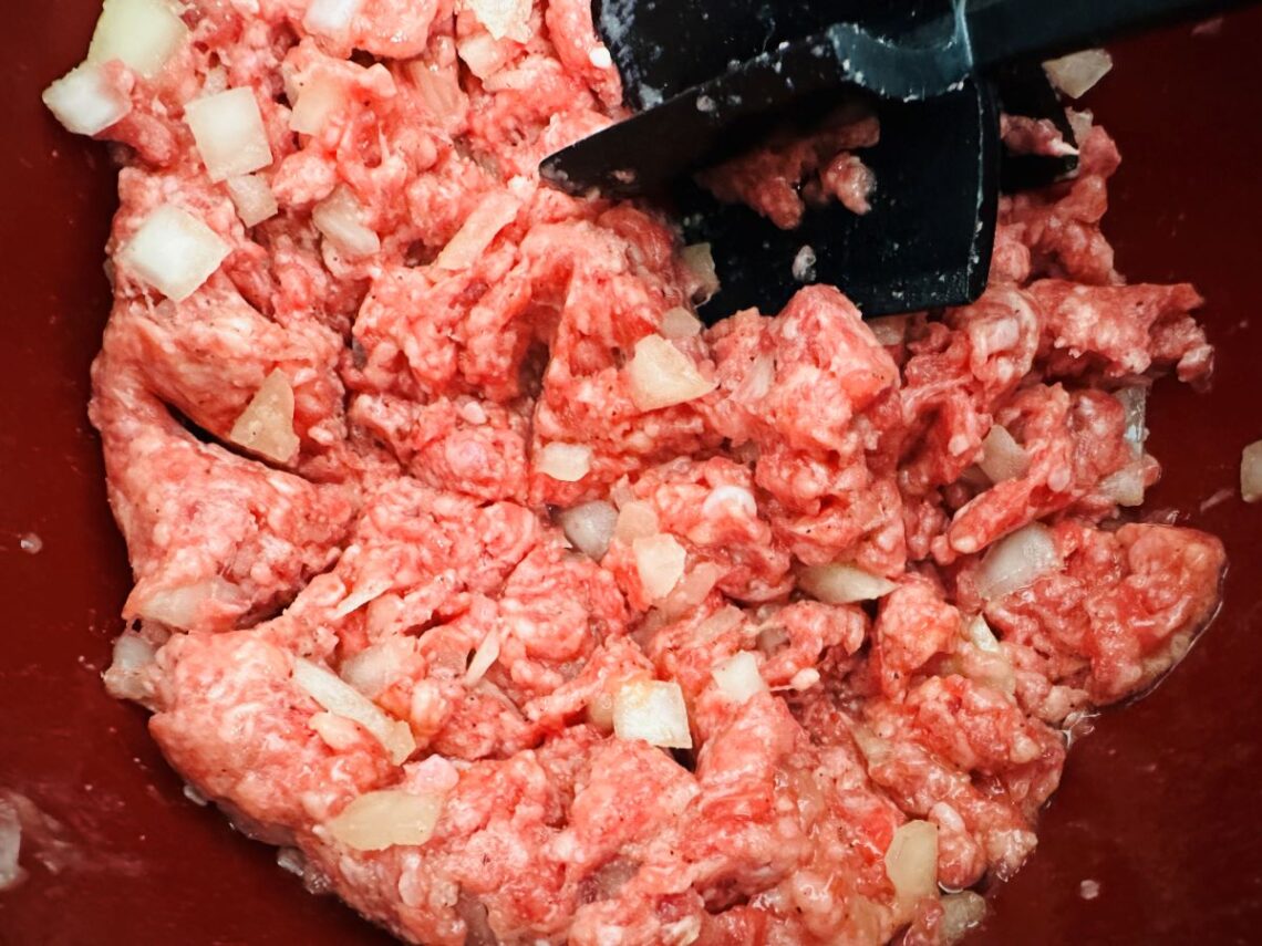 Easy Grape Jelly and Chili Sauce Meatballs Recipe Real Life of Lulu